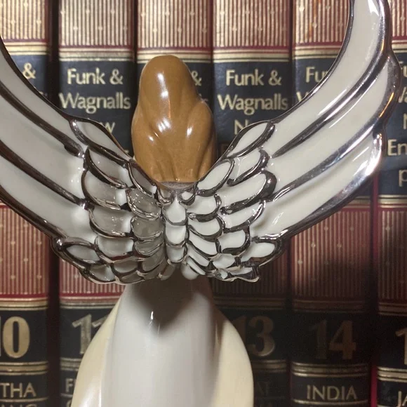 The Bradford Exchange Friends are Like Angels Musical Figurine Gift 7.75